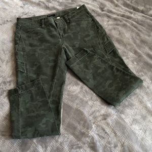 Supplies pants camouflaged skinny leg